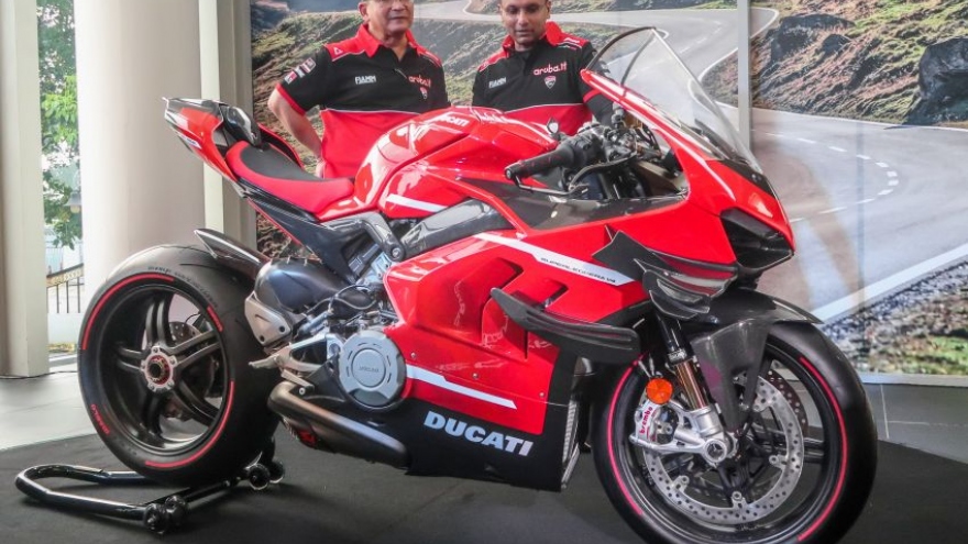 Cận cảnh "hàng hiếm" Ducati Superleggera V4 giá hơn 5 tỷ đồng