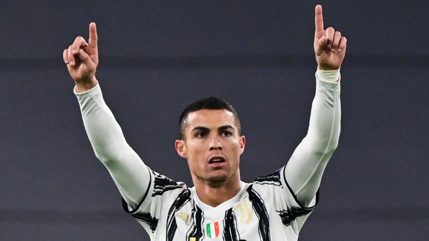 Ronaldo là “vua dội bom” của Serie A trong năm 2020