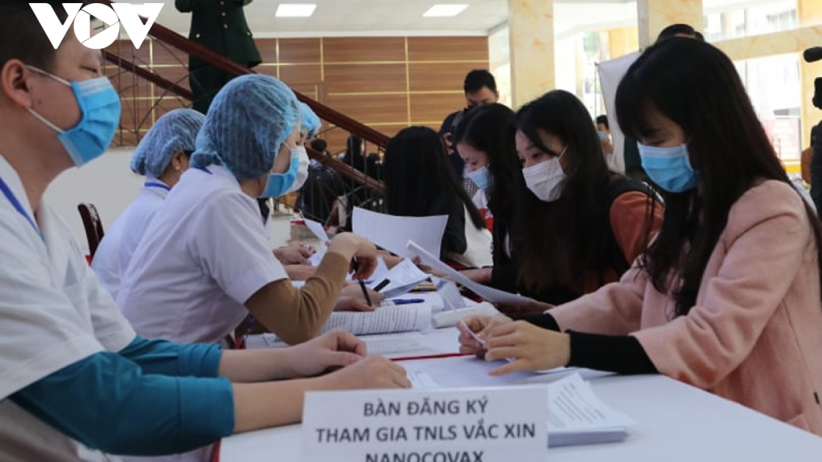 Volunteers register to participate in COVID-19 vaccine trial
