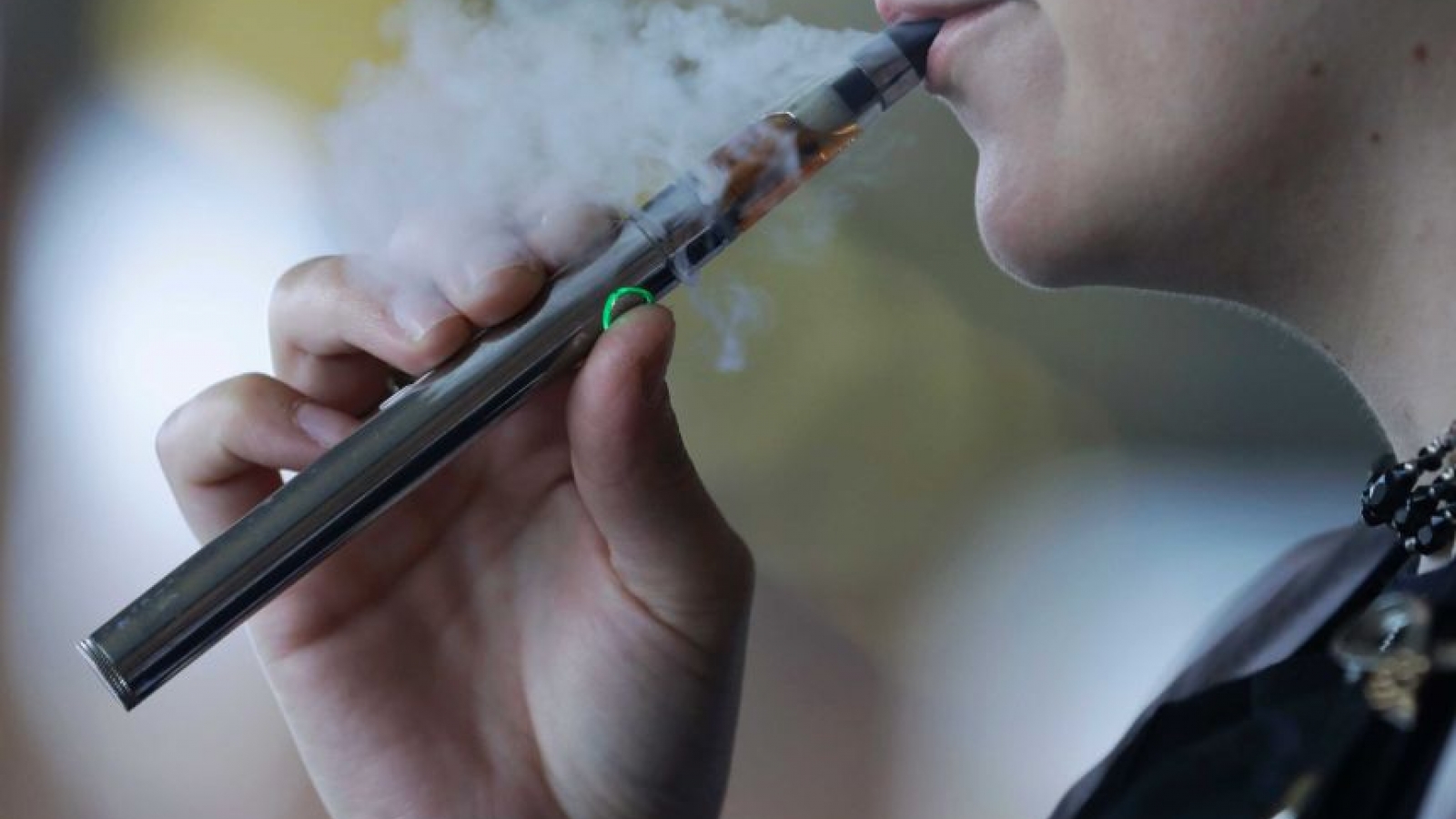 Australia cấm nhập khẩu và sử dụng thuốc lá điện tử có chứa nicotine