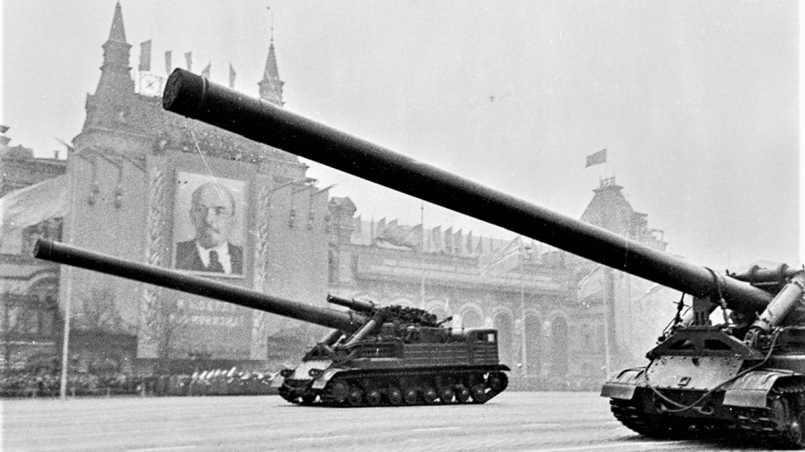 Những vũ khí giả của Liên Xô từng khiến phương Tây "sập bẫy"
