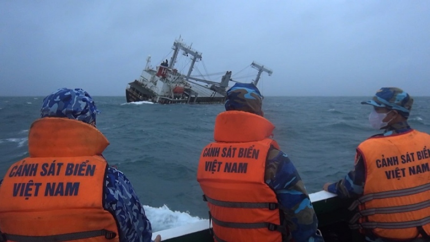 Tìm được thêm 1 thi thể trong vụ chìm tàu trên vùng biển Bình Thuận