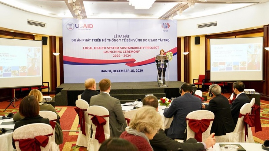 USAID-funded project helps Vietnam combat HIV/AIDS, TB 