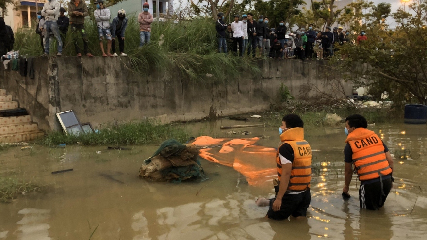 Phát hiện thi thể 1 nam thanh niên nổi trên sông Hàn