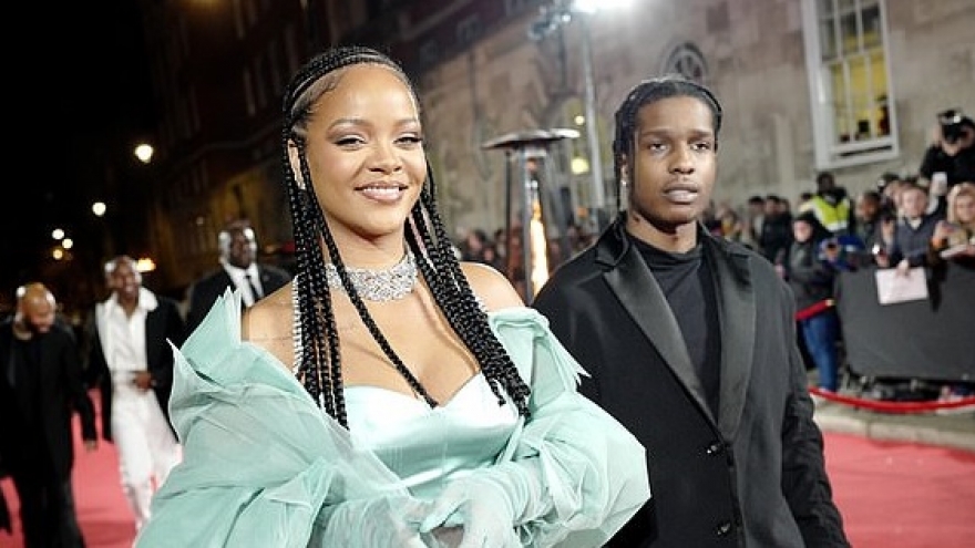 Ca sĩ Rihanna hẹn hò rapper A$AP Rocky?