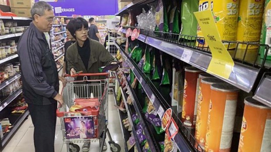 Hanoi working to ensure market stability for Tet