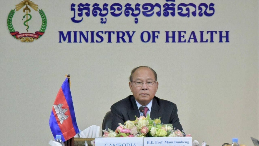 Campuchia nới lỏng biện pháp phòng chống dịch Covid-19