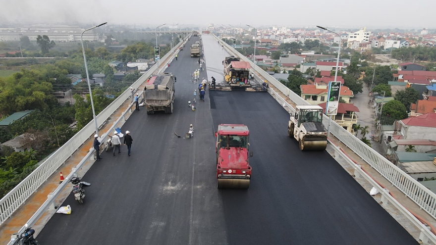 Sắp thông xe cầu Thăng Long sau khi “đại phẫu thuật”