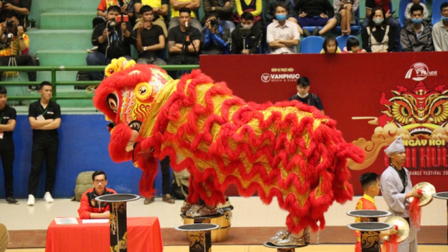 Lion Dance Festival 2020 excites crowds in Thua Thien-Hue province