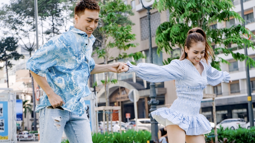 Cặp đôi vũ công Xuân Thảo - Đình Lộc "gác lại âu lo" sau nhiều biến cố 