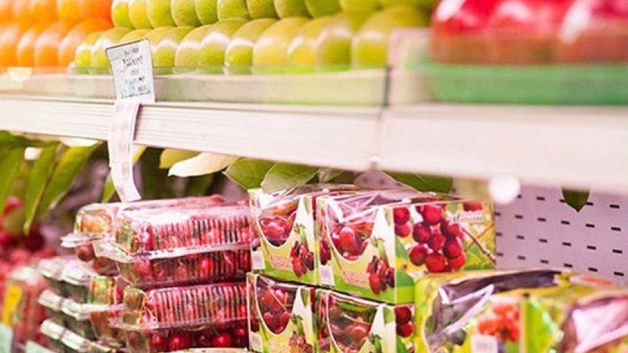 Importers to reduce purchases for Tet as lower demand feared
