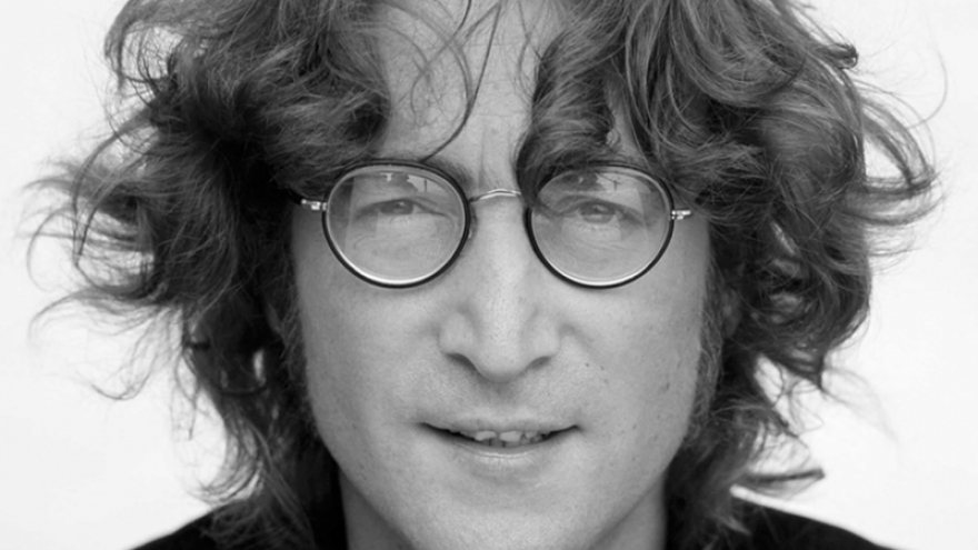 40 năm ngày mất John Lenon – huyền thoại nhạc rock với những thông điệp hòa bình