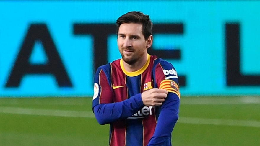 Cựu Chủ tịch Barca: "Lionel Messi đã bị lừa dối"