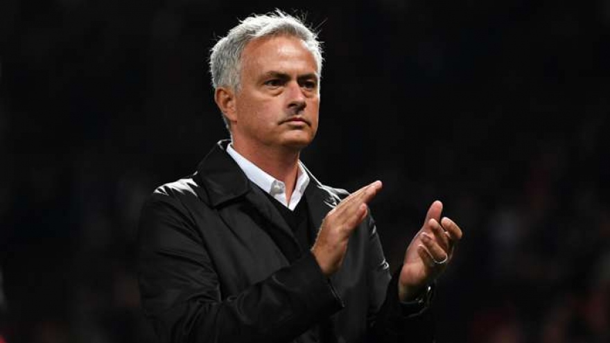 HLV Mourinho “oán trách” MU trước đại chiến với Liverpool