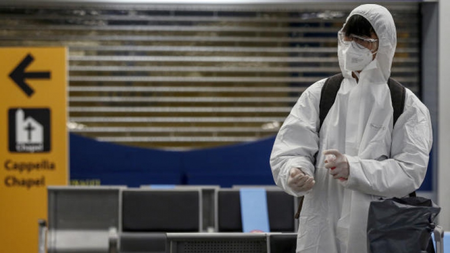 Châu Âu ồ ạt đóng cửa biên giới với Anh khi chủng virus mới vượt tầm kiểm soát