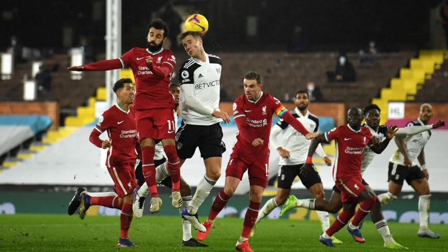 Chia điểm với Fulham, Liverpool bỏ lỡ cơ hội lên đầu bảng Ngoại hạng Anh