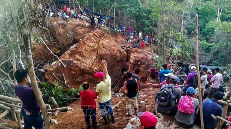 Nicaragua giải cứu các công nhân trong vụ sập mỏ