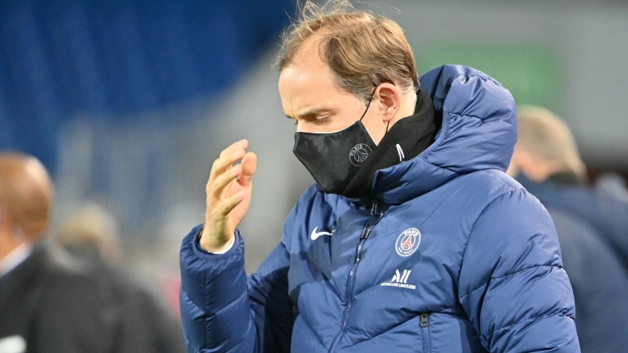 PSG bất ngờ sa thải HLV Tuchel