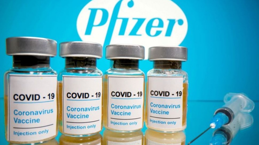 Hai trường hợp sốc phản vệ sau khi tiêm vaccine ngừa Covid-19 của Pfizer