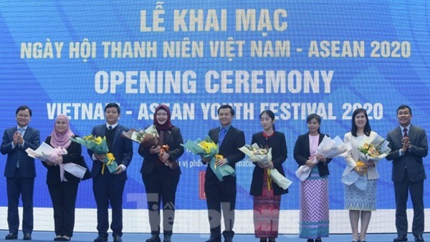 Vietnam – ASEAN Youth Festival kicks off in Hanoi