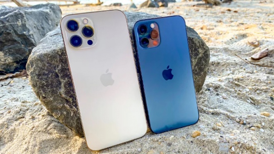 iFan nên chờ iPhone 13 hay mua luôn iPhone 12?