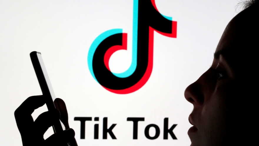 Italy yêu cầu TikTok chặn người dùng nhỏ tuổi sau vụ bé gái 10 tuổi tử vong