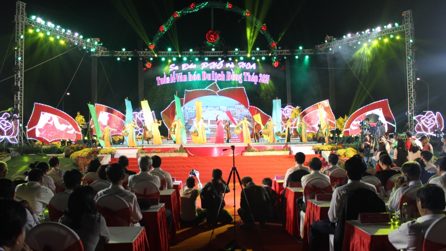 Hơn 200.000 lượt khách đến với Tuần lễ văn hóa Du lịch tỉnh Đồng Tháp 2021