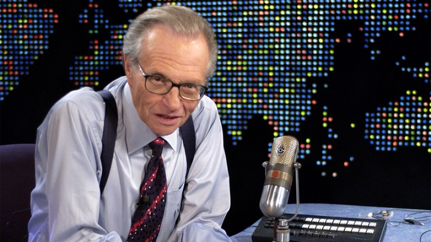 Thế giới nói lời tạm biệt với “ông Vua truyền hình” Larry King