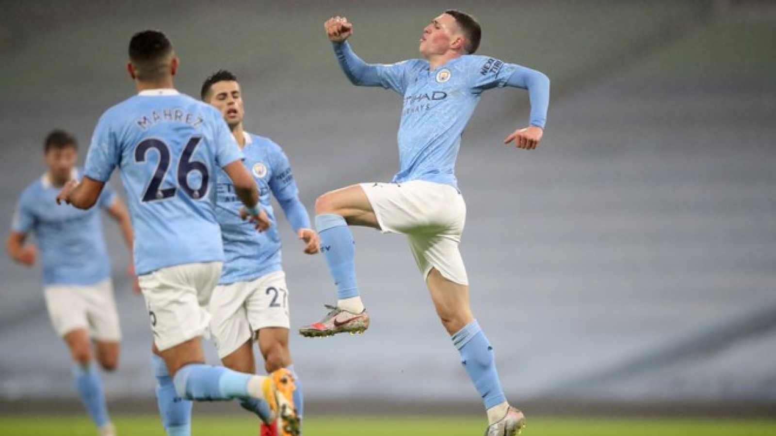 Thắng nhẹ Brighton, Man City vào top 3 Ngoại hạng Anh 