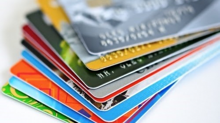 Banks to stop issuing magnetic strip cards in three months