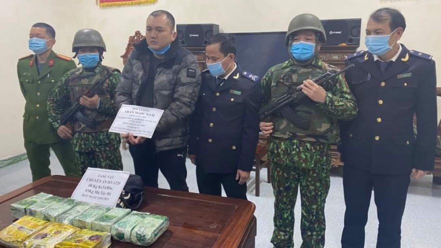 Cross-border drug smuggler arrested in Ha Tinh