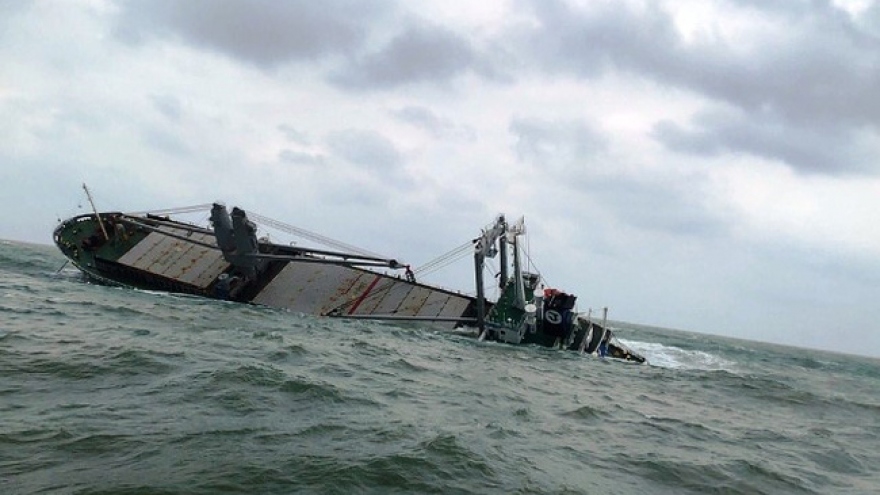 Liên tiếp nhiều ngư dân mất tích trên biển do tàu bị chìm