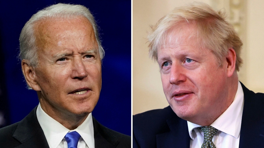 Thủ tướng Anh lần đầu điện đàm với Tổng thống Mỹ Joe Biden