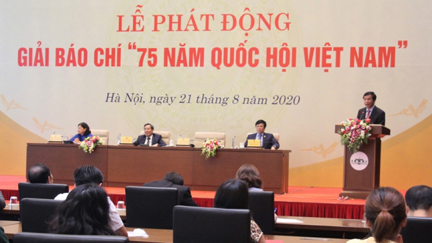 Báo chí - Cầu nối giữa Quốc hội với người dân