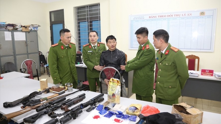 Sơn La bắt đối tượng tàng trữ ma túy, thu giữ số lượng lớn vũ khí