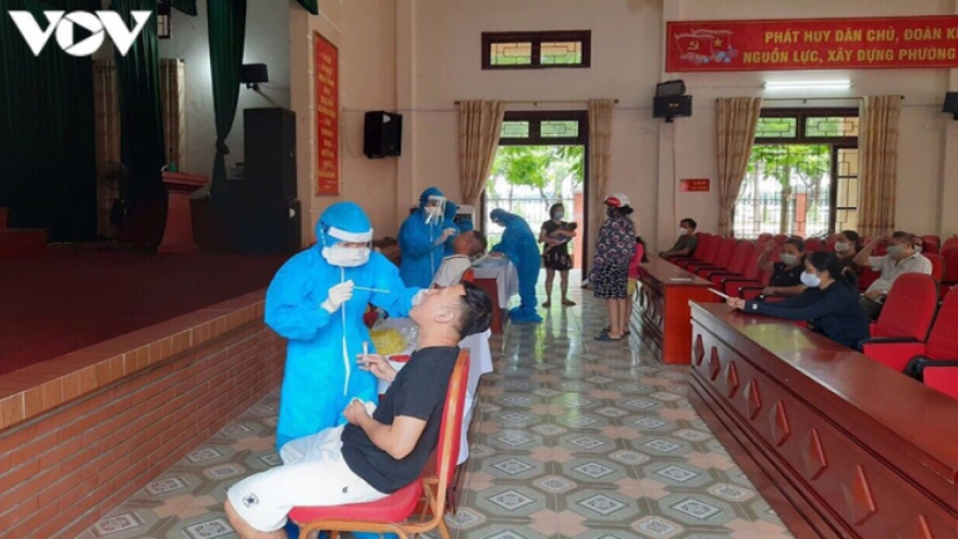 Community case detected, massive COVID-19 testing underway in Hai Duong