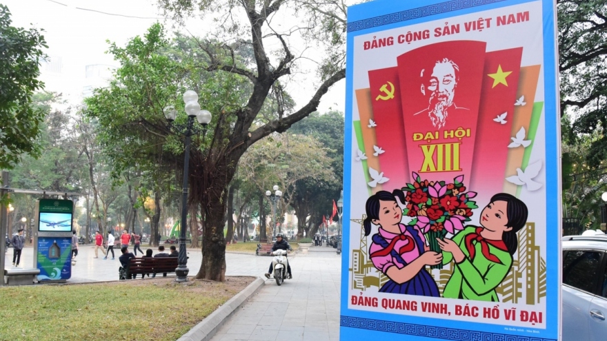 Nearly 100 foreign correspondents to cover Vietnam Party Congress online