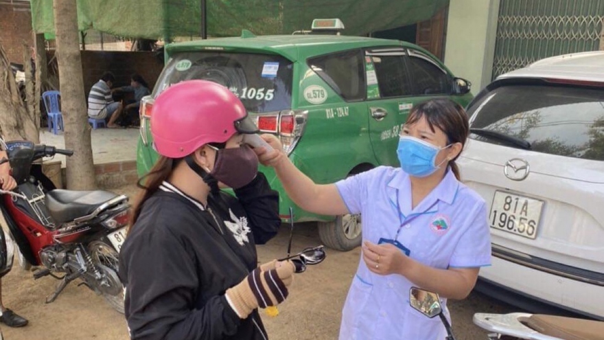 Đoàn công tác Viện Vệ sinh Dịch tễ Tây Nguyên vào vùng dịch Gia Lai để hỗ trợ truy vết