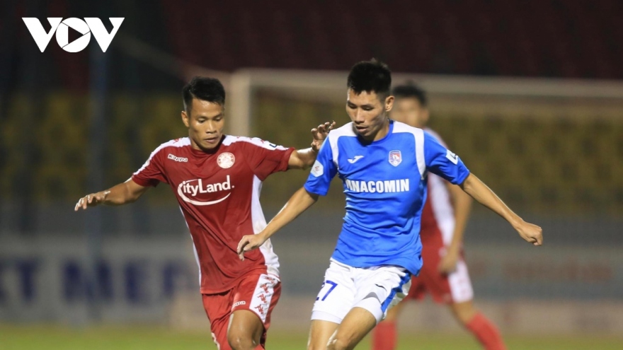 Chính thức: Trận đấu giữa Than Quảng Ninh và TPHCM bị hoãn