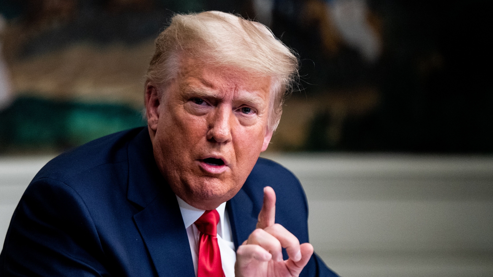 Động thái đầu tiên của ông Trump sau khi Hạ viện phê duyệt luận tội