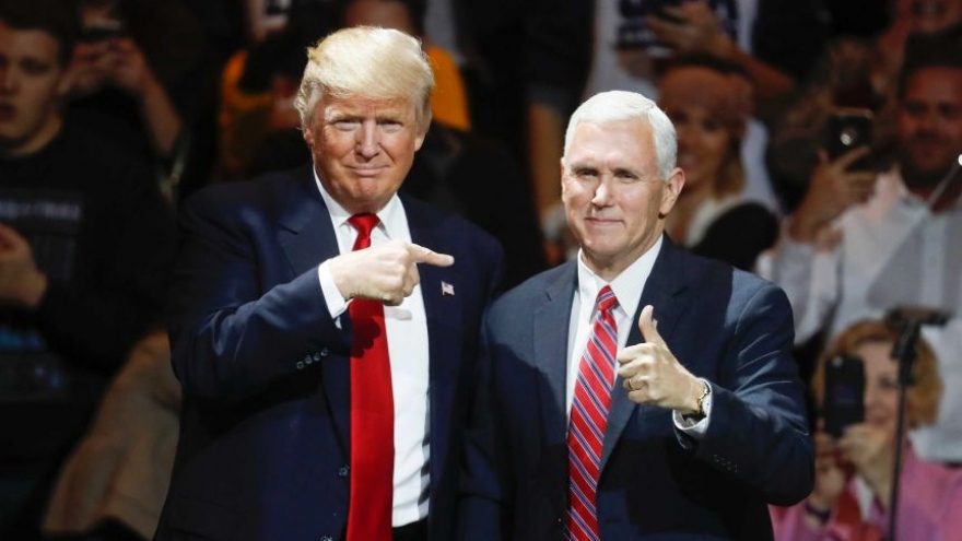 Phó Tổng thống Mike Pence bác khả năng kích hoạt Tu chính án thứ 25