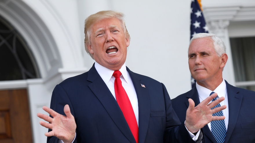 Phó Tổng thống Pence liên tục chịu sức ép từ ông Trump trước phiên họp của quốc hội