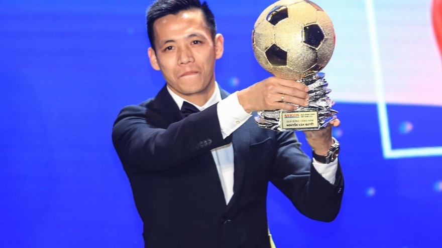 Văn Quyết nhận tin vui bất ngờ trước trận Hà Nội FC gặp Bình Dương