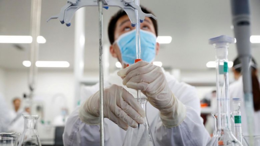 Trung Quốc: Cần 2 tháng để nâng cấp vaccine Covid-19 đối phó với biến thể mới