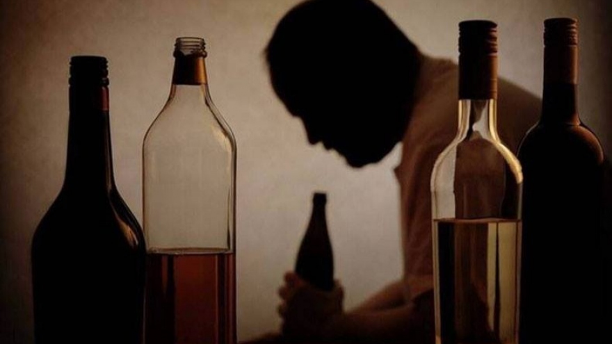 11 người Bangladesh tử vong do ngộ độc rượu sản xuất trái phép
