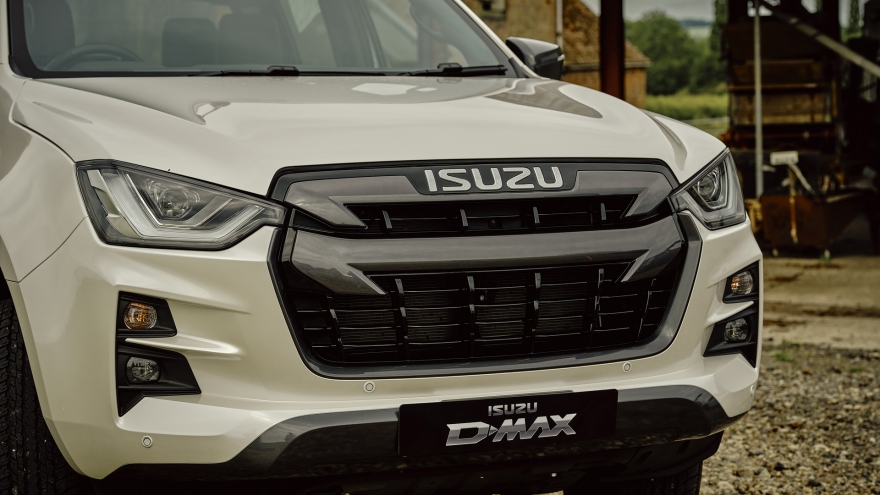 Bán tải Isuzu D-Max 2021 hoàn toàn mới chính thức ra mắt