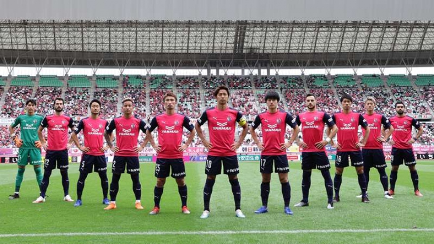 Khởi tranh J-League 2021: Đội bóng của Văn Lâm thắng dễ, Chanathip ghi bàn 