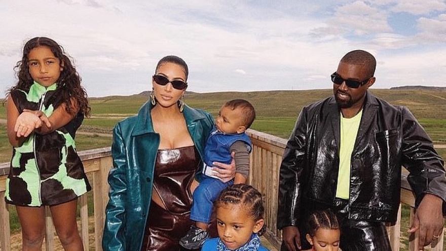 Khối tài sản khổng lồ của vợ chồng Kim Kardashian và Kanye West