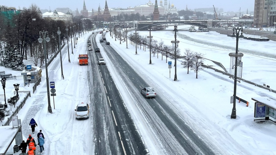 Thủ đô Matxcơva- Nga chiến đấu với bão tuyết