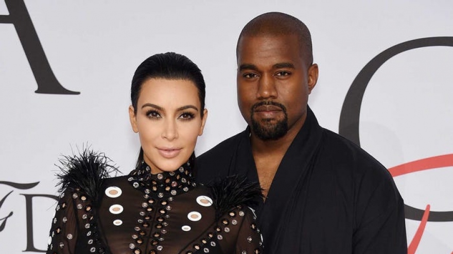 Lịch sử chuyện tình đình đám của Kanye West và Kim Kardashian